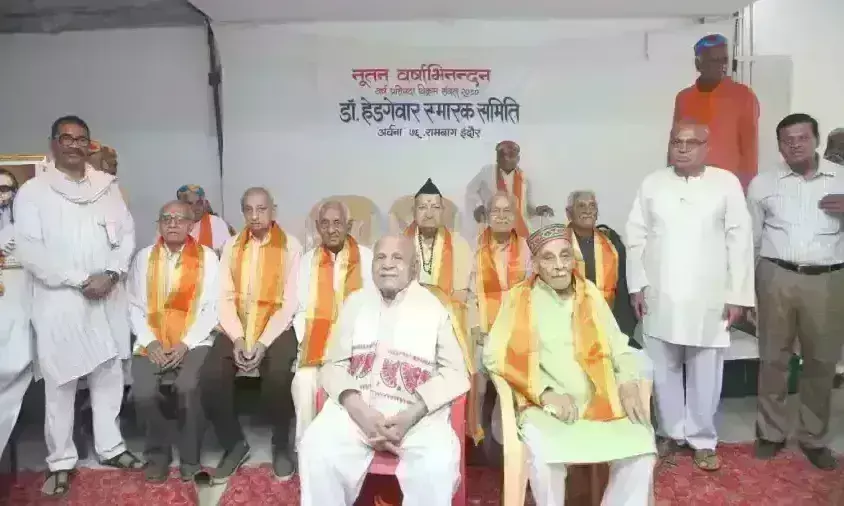 इंदौर : मूल्यनिष्ठ वरिष्ठ स्वयंसेवकों का उत्साह व समर्पण के आगे उम्र भी नतमस्तक