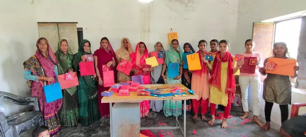 ई-केवायसी के नाम पर कोई पैसे की मांग करता है तो पुलिस प्रकरण दर्ज कराओं