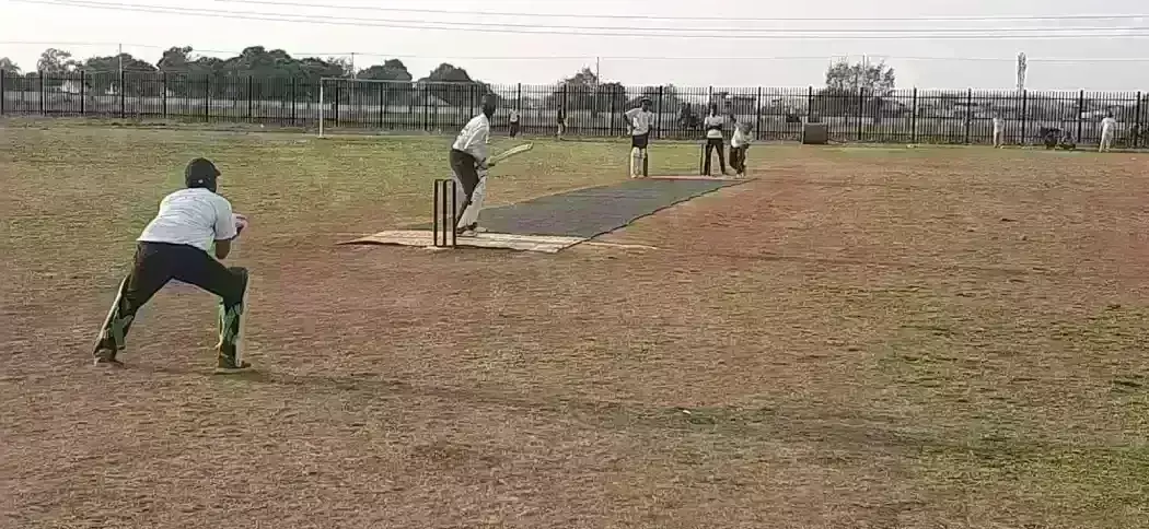 चौथा वनडे रहा टाई, सुपर ओवर में आमला 9 रनों से जीता