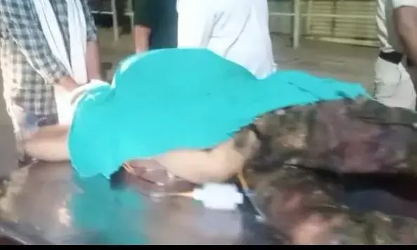 ग्वालियर में पुलिस के जवान के सिर में लगी गोली, हालत गंभीर ग्वालियर में पुलिस के जवान के सिर में लगी गोली, हालत गंभीर