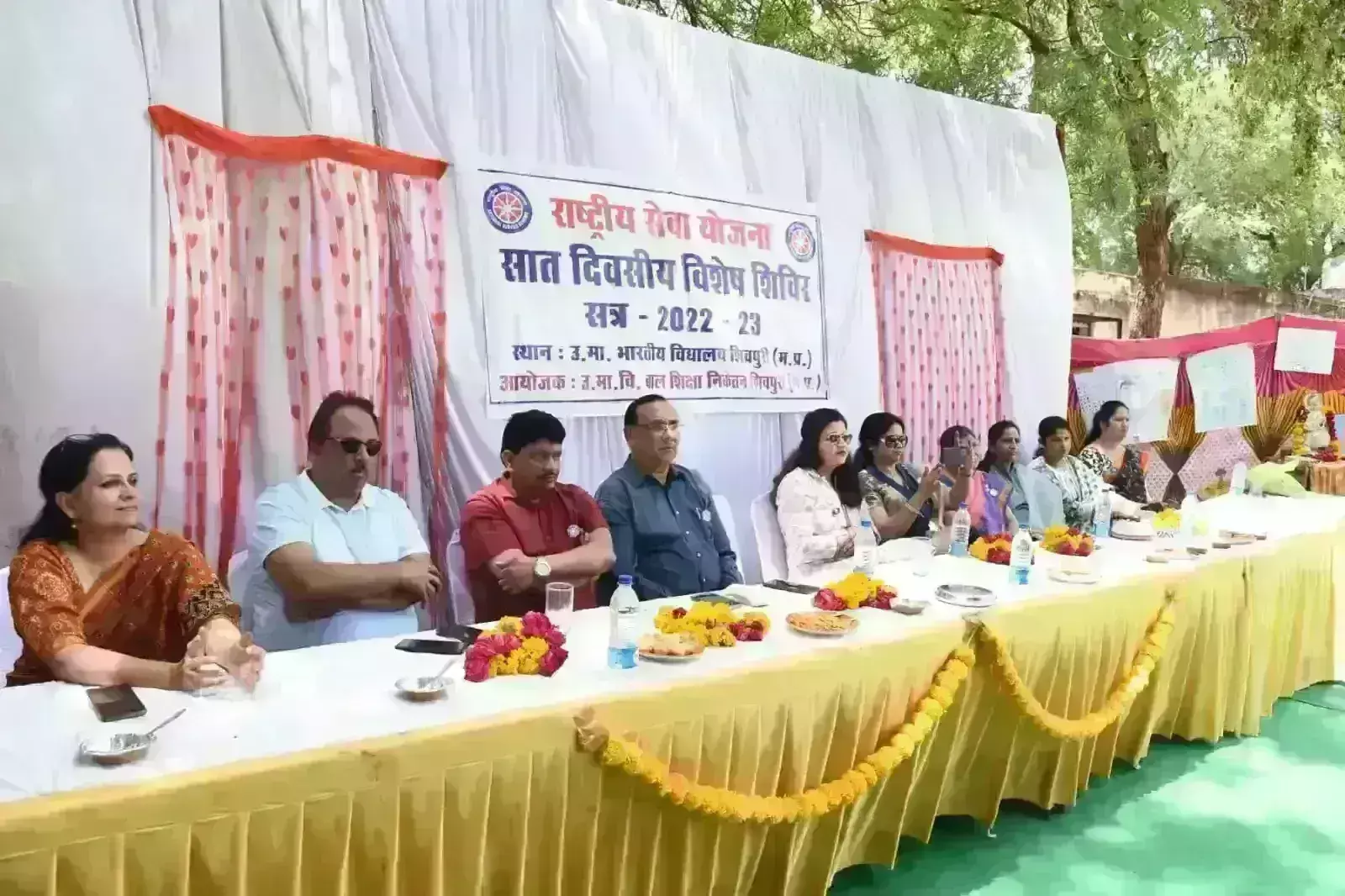 बाल शिक्षा निकेतन स्कूल में रासेयो शिविर सम्पन्न, डीआईजी शुक्ला- जिला संगठक ने किया संबोधित