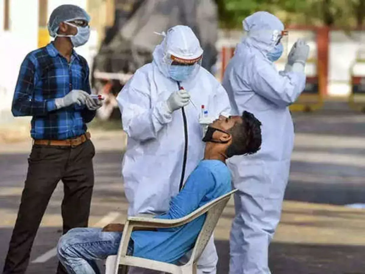 देश में बढ़ी कोरोना की रफ्तार, 24 घंटों में 4 हजार संक्रमित मिले, एक्टिव केस 23 हजार के पार