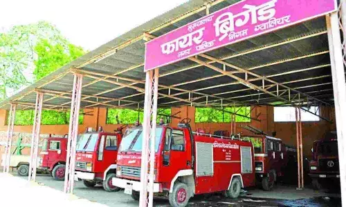 जिन गलियों में ऑटो नहीं जा सकता वहां दमकल कैसे पहुंचे, हादसे की आशंका