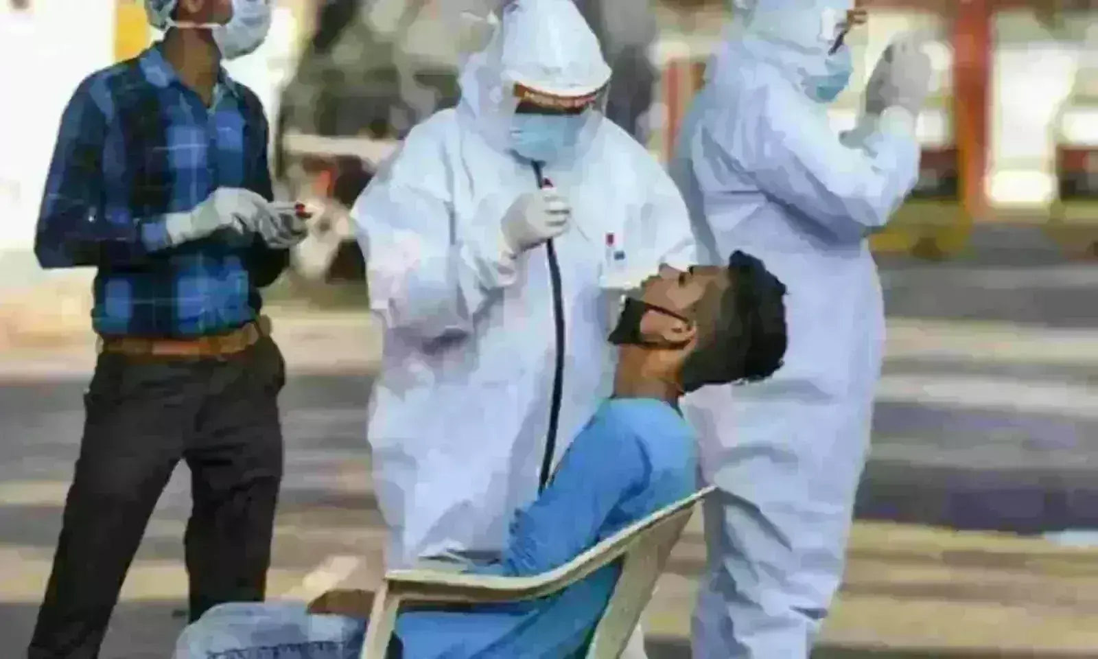 कोरोना संक्रमण की बढ़ी रफ्तार, 24 घंटे में मिले 6115 संक्रमित