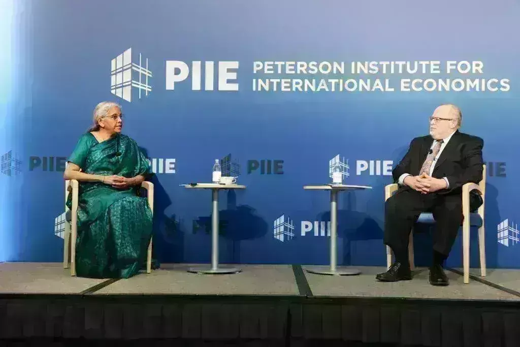 वित्तमंत्री निर्मला ने पाकिस्तान को किया बेनकाब, कहा- पाकिस्तान में हिंदू समेत शिया भी असुरक्षित