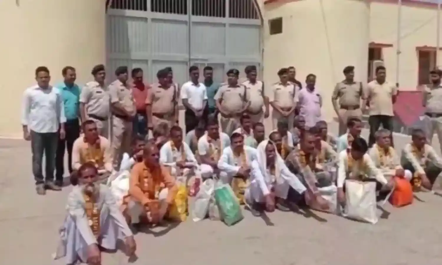 ग्वालियर सेन्ट्रल जेल से हुई कुल 22 कैदियों की रिहाई
