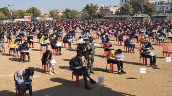 अग्निवीर भर्ती: ग्वालियर में दो हजार परीक्षार्थियों ने दी परीक्षा