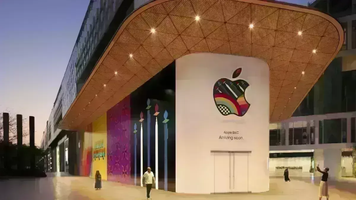 मुंबई में खुला देश का Apple स्टोर, CEO टीम कुक ने किया उद्घाटन मुंबई में खुला देश का Apple स्टोर, CEO टीम कुक ने किया उद्घाटन