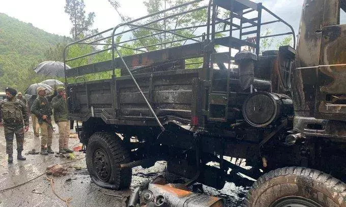 NIA करेगी सेना के ट्रक पर हमले की जांच, ड्रोन और स्निफर डॉग तलाश रहे आतंकी