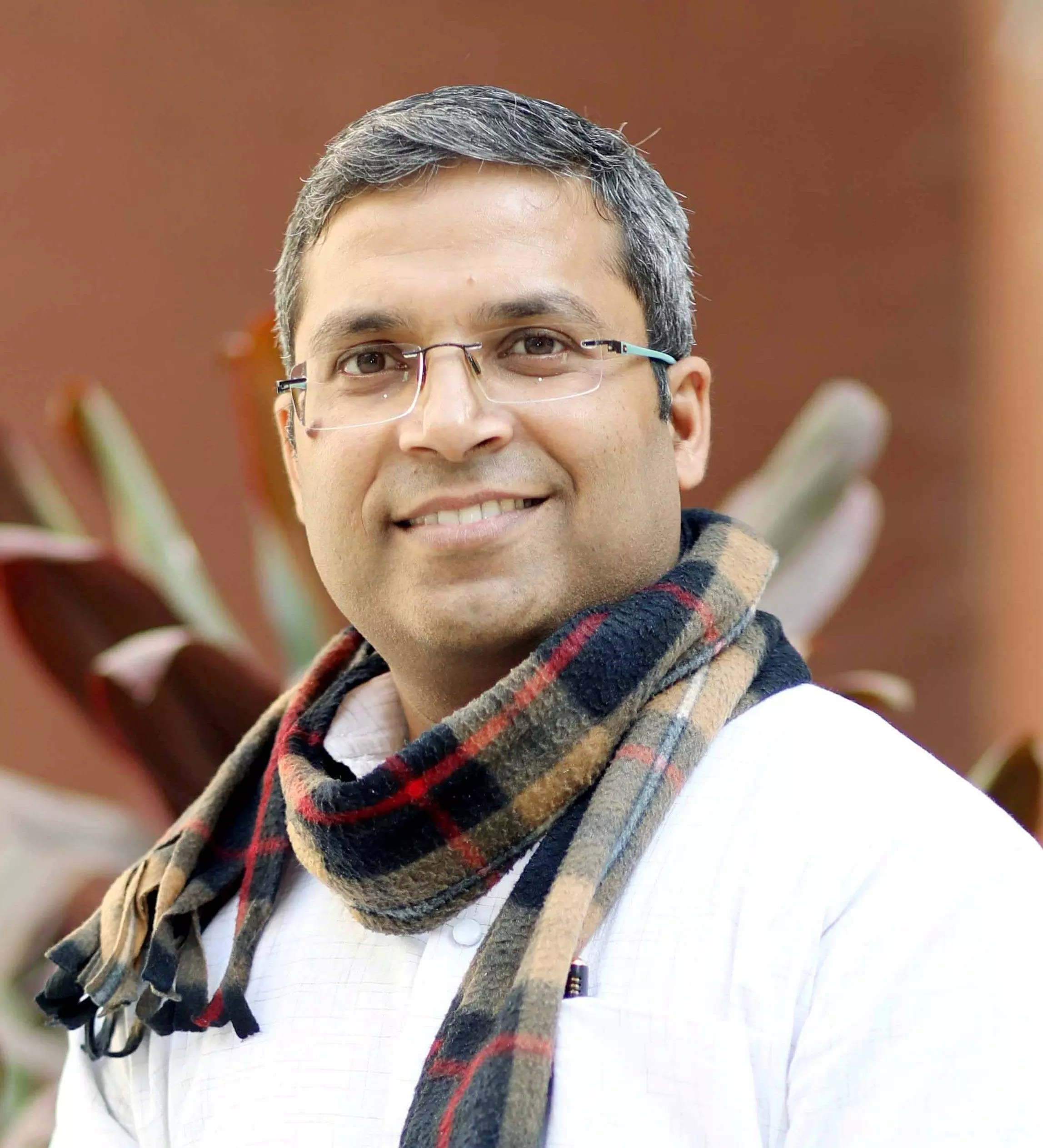 लोकेन्द्र सिंह 