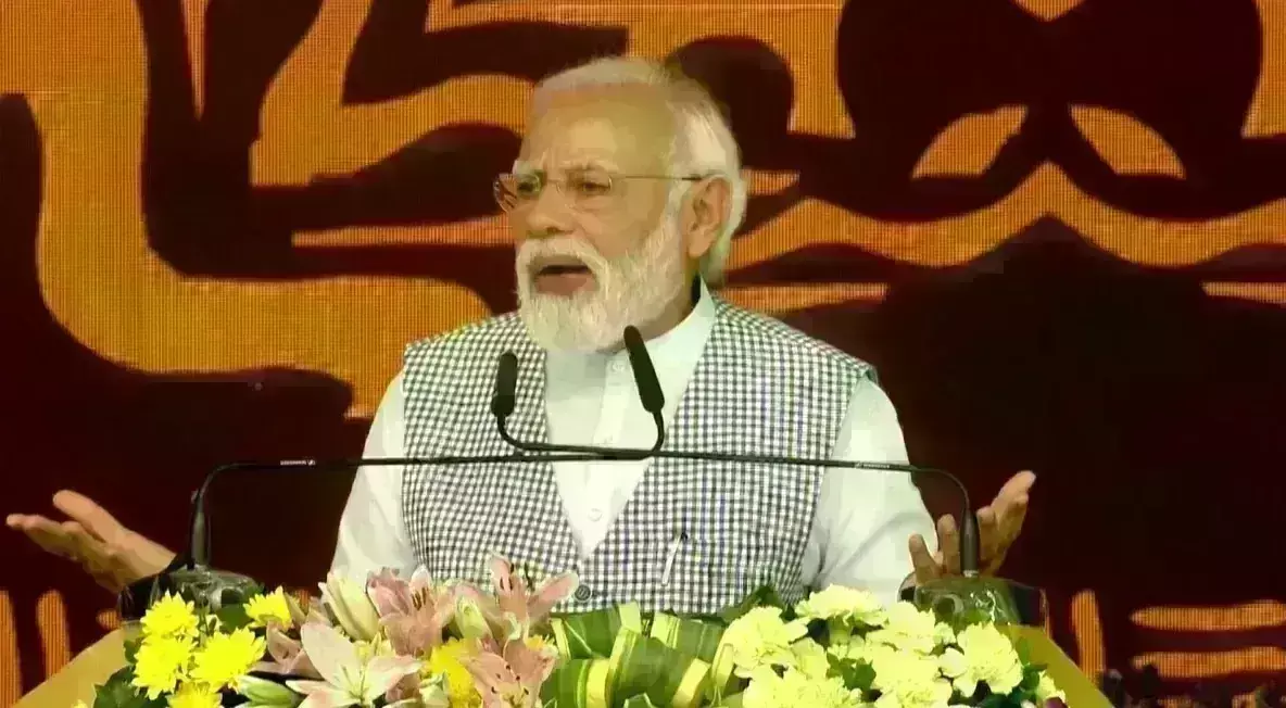 प्रधानमंत्री ने मप्र को दी कई सौगात, कहा-पिछली सरकारों ने गांवों का विकास नहीं किया प्रधानमंत्री ने मप्र को दी कई सौगात, कहा-पिछली सरकारों ने गांवों का विकास नहीं किया