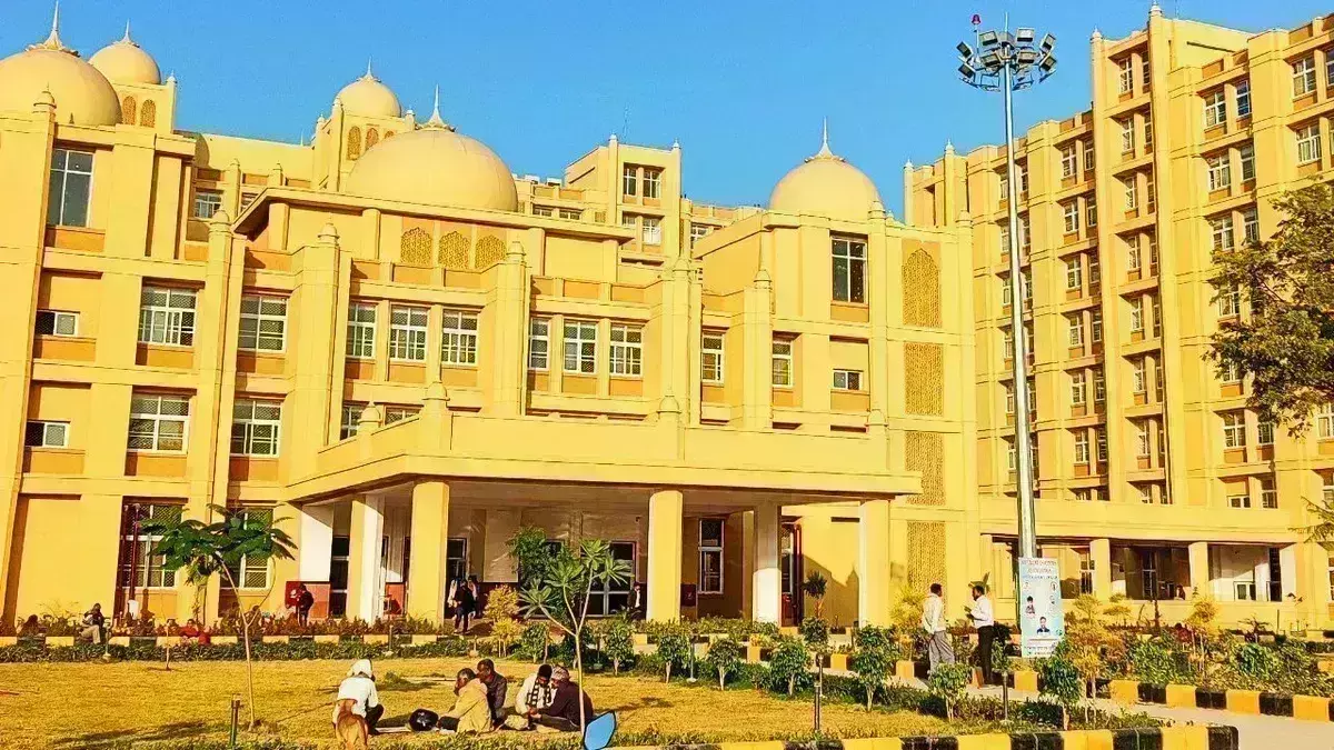 एक मई से आधे चिकित्सक रहेंगे अवकाश पर, मरीजों को होगी परेशानी