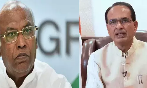 खड़गे के बयान पर शिवराज सिंह का पलटवार, कहा- पीएम पर बाबा नीलकंठ की कृपा, वे पी लेते हैं सारा विष