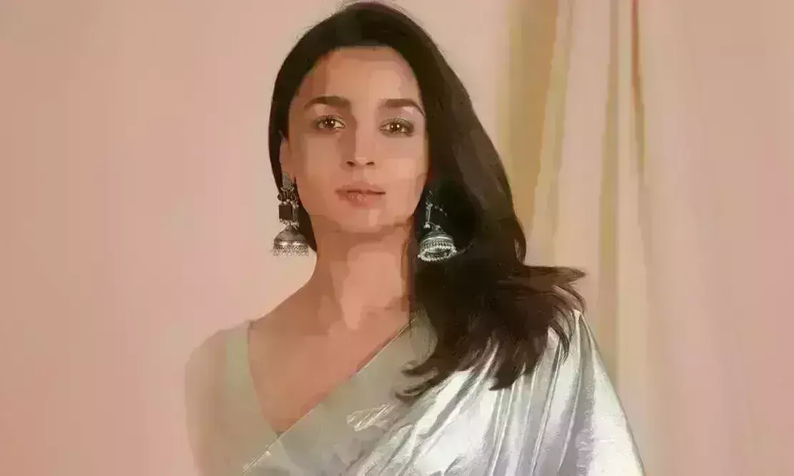 आलिया भट्ट न्यूयॉर्क के लिए रवाना, मेट गाला में होंगी शामिल