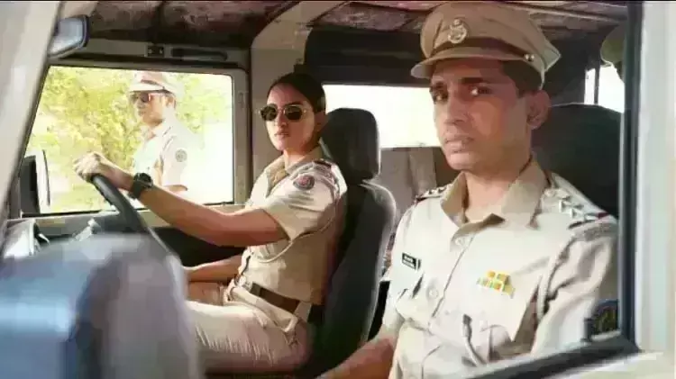 सुपर कॉप की भूमिका में नजर आएंगी सोनाक्षी सिन्हा, दहाड़ का दमदार ट्रेलर रिलीज
