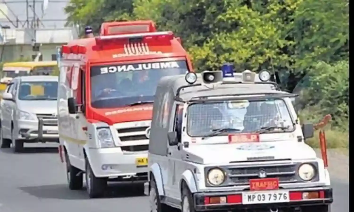 ग्रीन कॉरिडोर बनाकर मरीज को पांच घंटे में पहुंचाया दिल्ली