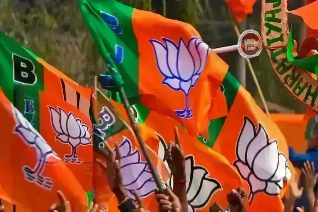 कर्नाटक चुनाव के बाद मध्यप्रदेश में बड़े बदलाव की आहट! कर्नाटक चुनाव के बाद मध्यप्रदेश में बड़े बदलाव की आहट!