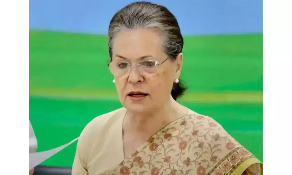 सोनिया गांधी ने कर्नाटक में दिया आपत्तिजनक बयान, भाजपा ने चुनाव आयोग से की कार्रवाई की मांग