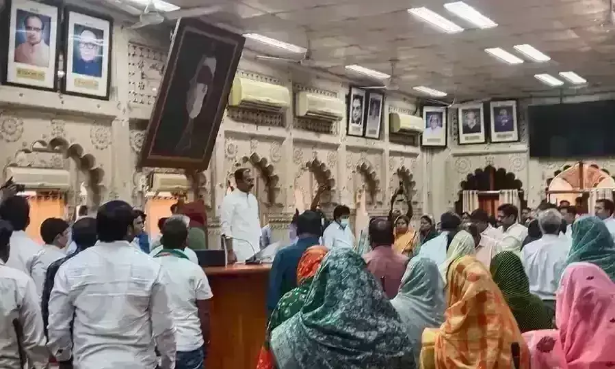 ग्वालियर : शोक संदेश के साथ अभियाचित बैठक स्थगित, अब 12 को होगी