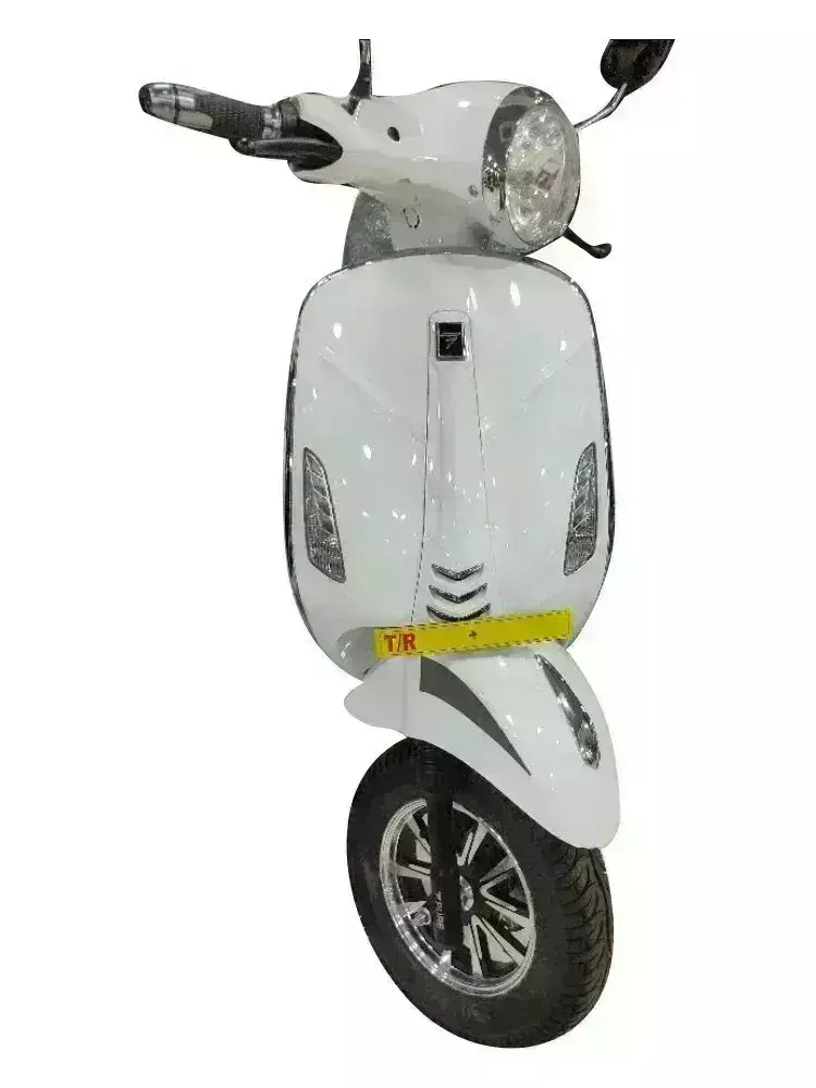 Pure EV ने भारत में लॉन्च किया ePluto 7G Pro स्कूटर, सस्ते दाम में मिलेंगे बेहतरीन फीचर्स
