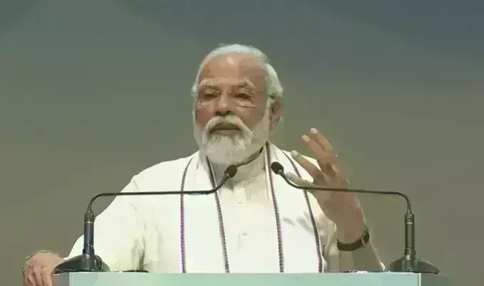प्रधानमंत्री ने गुजरात को दी करोड़ो की सौगात, कहा- बदल रही है भारत की शिक्षा प्रणाली प्रधानमंत्री ने गुजरात को दी करोड़ो की सौगात, कहा- बदल रही है भारत की शिक्षा प्रणाली