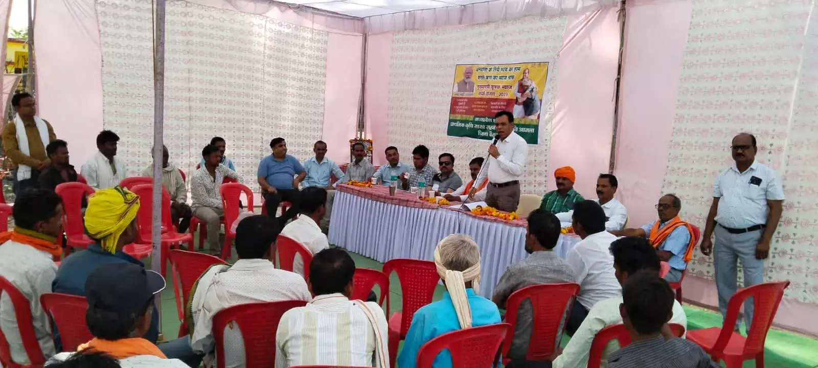 विधायक डॉ. योगेश पण्डाग्रे ने भरे ब्याज माफी आवेदन विधायक डॉ. योगेश पण्डाग्रे ने भरे ब्याज माफी आवेदन