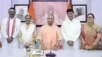 मुख्यमंत्री से मिले नवनिर्वाचित महापौर, बेहतर काम करने के लिए दिए सुझाव मुख्यमंत्री से मिले नवनिर्वाचित महापौर, बेहतर काम करने के लिए दिए सुझाव