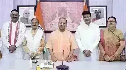 मुख्यमंत्री से मिले नवनिर्वाचित महापौर, बेहतर काम करने के लिए दिए सुझाव