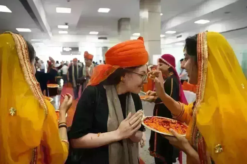 G20 समिट : श्रीनगर में विदेशी मेहमानों का हुआ भव्य स्वागत, फिल्म पर्यटन को बढ़ावा देने पर हुई चर्चा