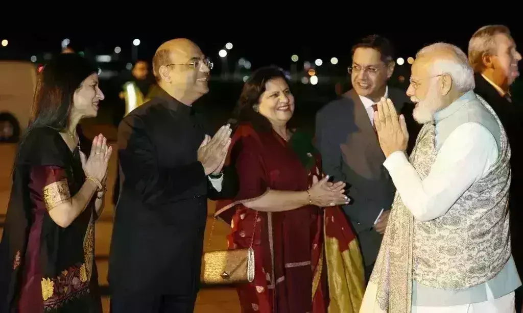 प्रधानमंत्री नरेंद्र मोदी पहुंचे ऑस्ट्रेलिया, भारत माता की जय के लगे नारे