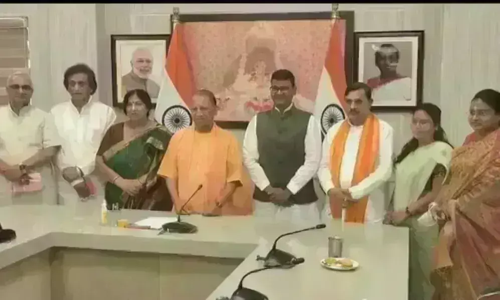 योगी आदित्यनाथ ने सभी नवनिर्वाचित महापौरों से की मुलाकात, दिए अहम निर्देश