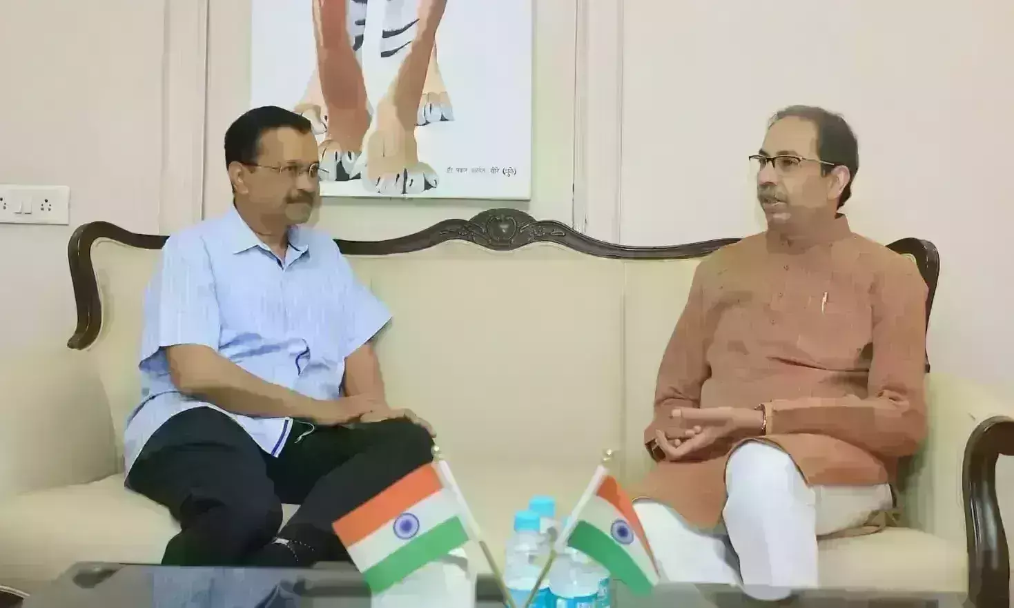 उद्धव ठाकरे ने अरविंद केजरीवाल से किया वादा, संसद में दिल्ली के मुद्दे पर आप का करेंगे समर्थन