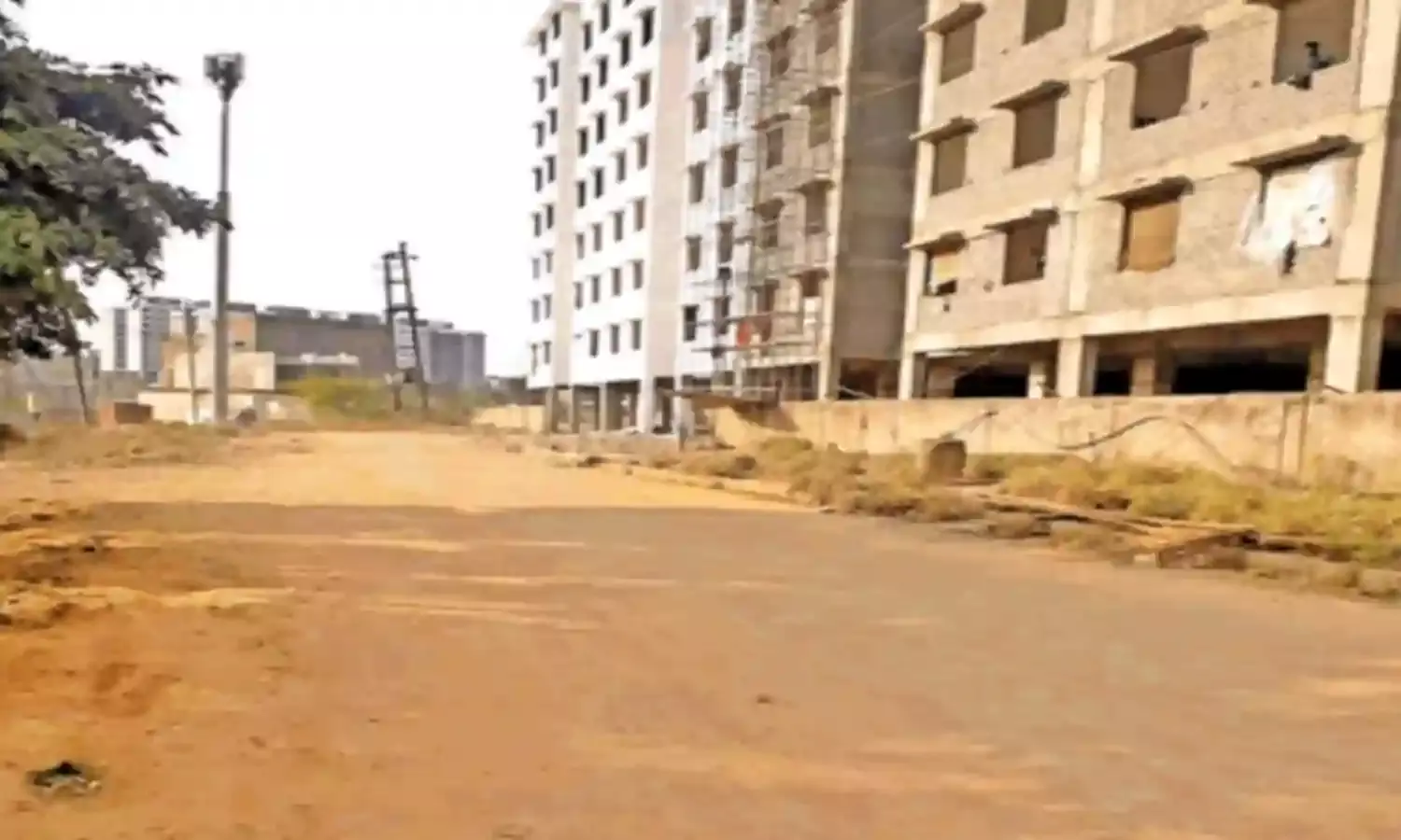 ग्वालियर स्वास्थ्य विभाग में गड़बड़झाला, एक ही कर्मचारी को थमाए दो आवास