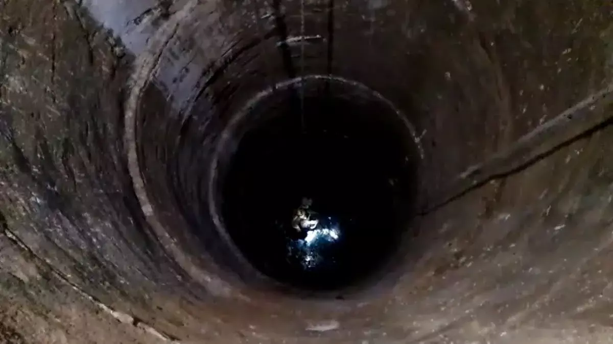 ग्वालियर में कुएं में गिरकर नाबालिग की मौत, आखिर जिम्मेदार कौन ?