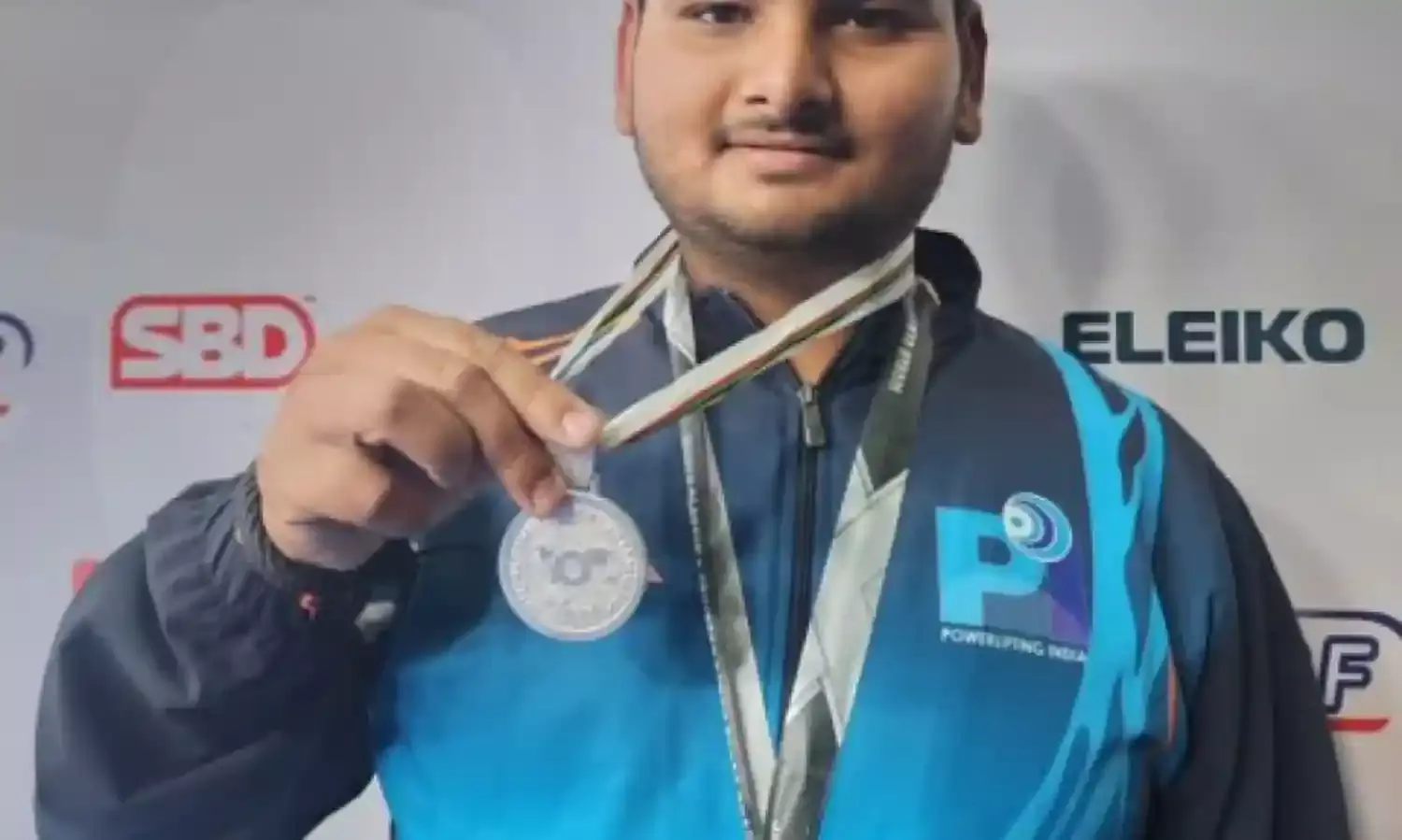 ग्वालियर आए पावरलिफ्टिंग के विश्व विजेता कुलदीप दंडोतिया, समर्थकों ने किया स्वागत