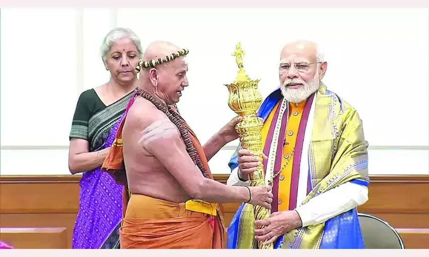 सेंगोल : भारतीय इतिहास से छल के अपराधी कौन?