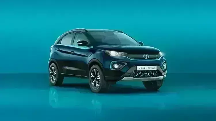 Tata Nexon EV New : टाटा ने लॉन्च किया नेक्सन का नया मॉडल, जानिए कीमत और फीचर्स Tata Nexon EV New : टाटा ने लॉन्च किया नेक्सन का नया मॉडल, जानिए कीमत और फीचर्स