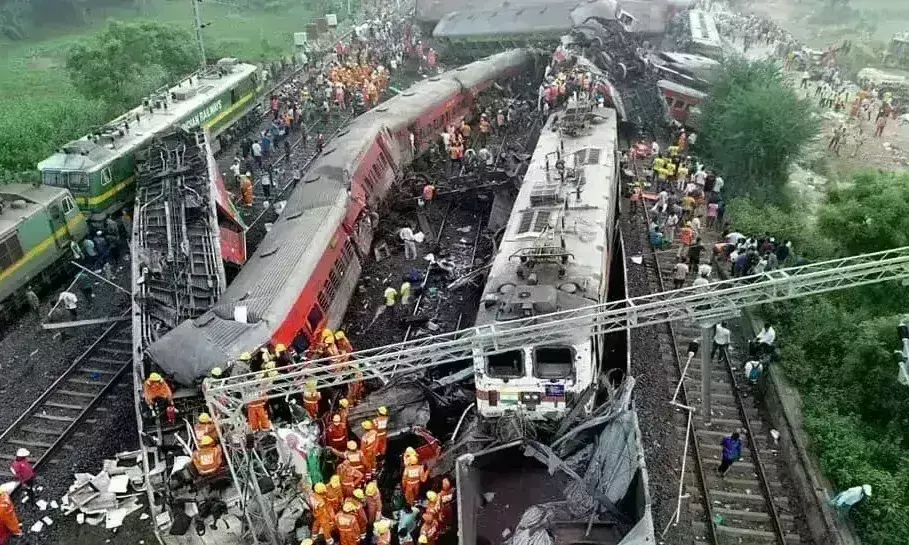 रेलवे ने मृतकों की शिनाख्त के लिए जारी की लिंक, देखें रेलवे ने मृतकों की शिनाख्त के लिए जारी की लिंक, देखें