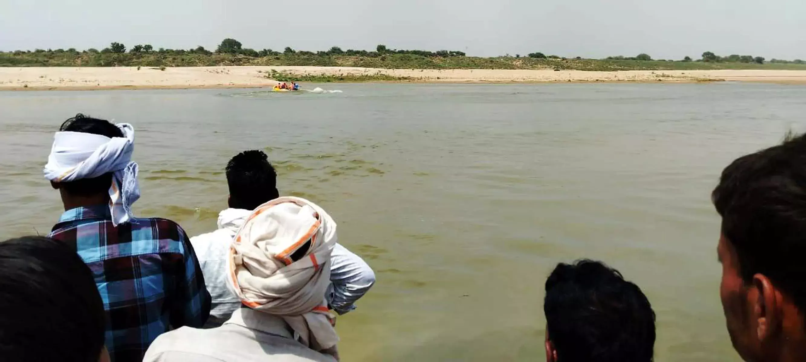 चंबल नदी में नहाने गए दो युवकों की डूबने से मौत चंबल नदी में नहाने गए दो युवकों की डूबने से मौत