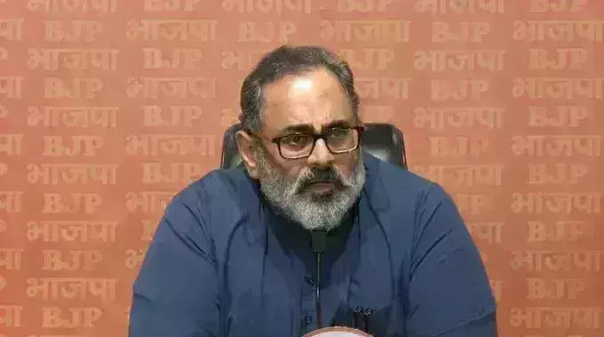 AI Regulation : आर्टिफिशियल इंटेलिजेंस को लेकर केंद्र सरकार ने स्पष्ट किया रूख, बताया क्या है प्लान ?