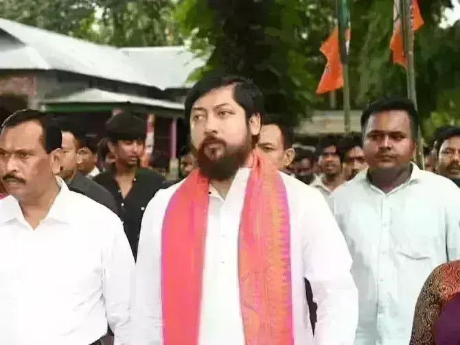 बंगाल में नहीं थम रही हिंसा, केंद्रीय मंत्री निशीथ प्रमाणिक पर तीर से हमला, TMC पर लगाया आरोप