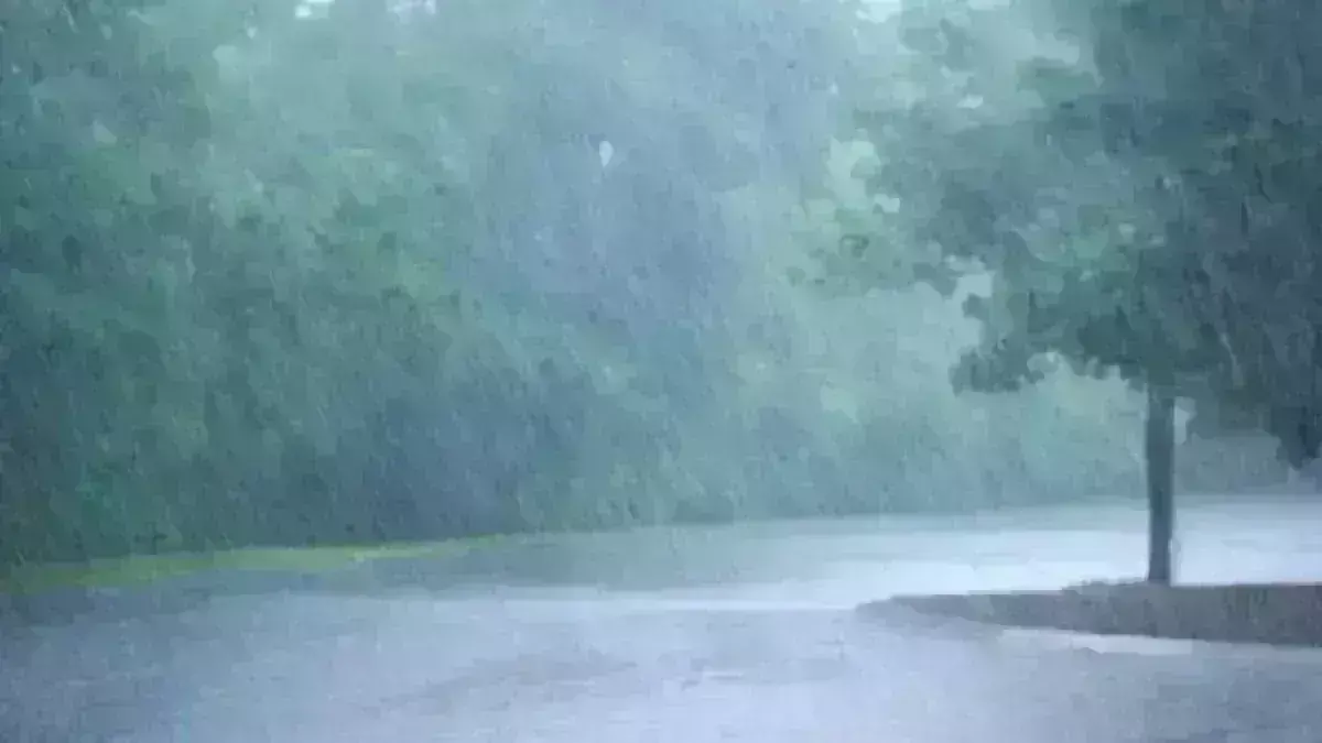 उप्र में दिखेगा चक्रवात बिपरजॉय का असर, अगले चार दिन 10 जिलों में भारी बारिश का अलर्ट