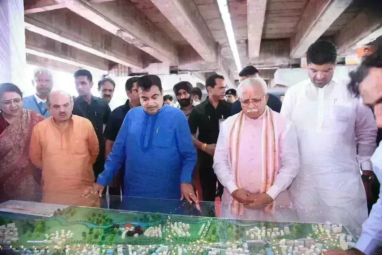 केंद्रीय मंत्री नितिन गडकरी ने हरियाणा को दी सौगात, दिल्ली से पानीपत तक 11 फ्लाई ओवरों का किया लोकार्पण केंद्रीय मंत्री नितिन गडकरी ने हरियाणा को दी सौगात, दिल्ली से पानीपत तक 11 फ्लाई ओवरों का किया लोकार्पण