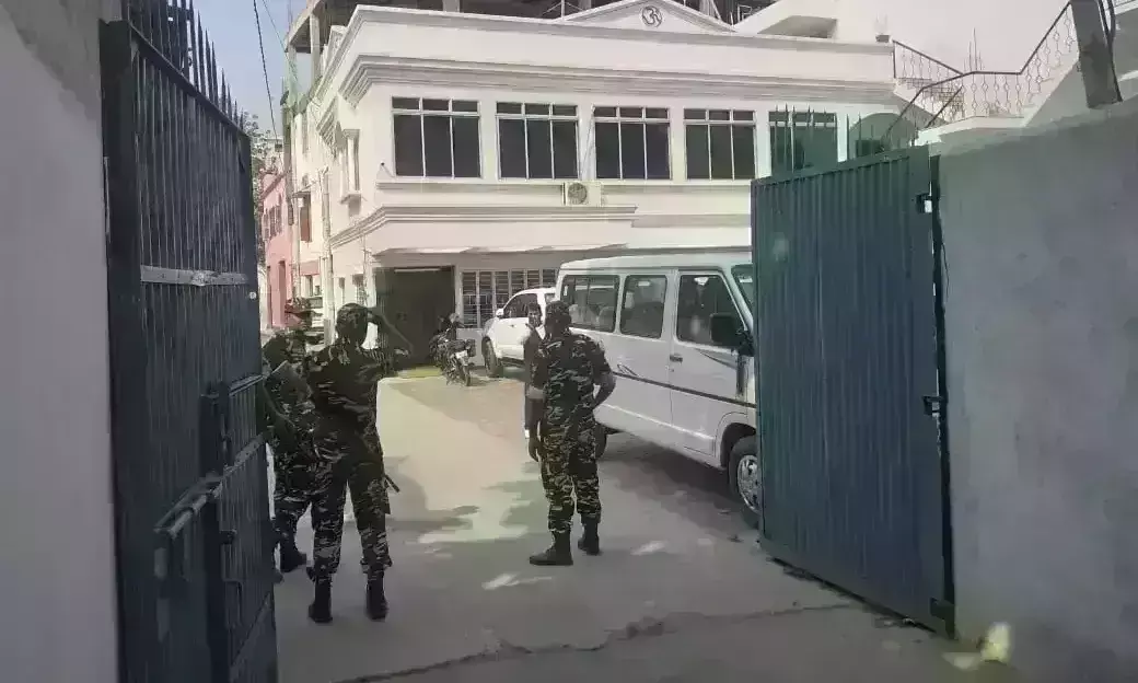 विपक्षी दलों की बैठक से पहले बिहार में ED की बड़ी कार्रवाई, मंत्री विजय चौधरी के साले के घर छापा विपक्षी दलों की बैठक से पहले बिहार में ED की बड़ी कार्रवाई, मंत्री विजय चौधरी के साले के घर छापा