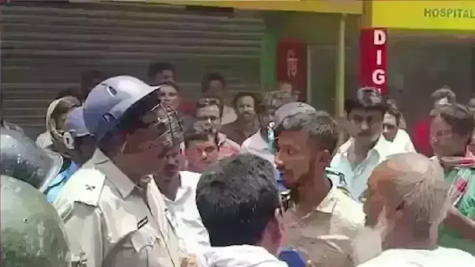 पंचायत चुनाव : पश्चिम बंगाल में नहीं थम रही हिंसा,  तृणमूल नेता की गोली मारकर हत्या