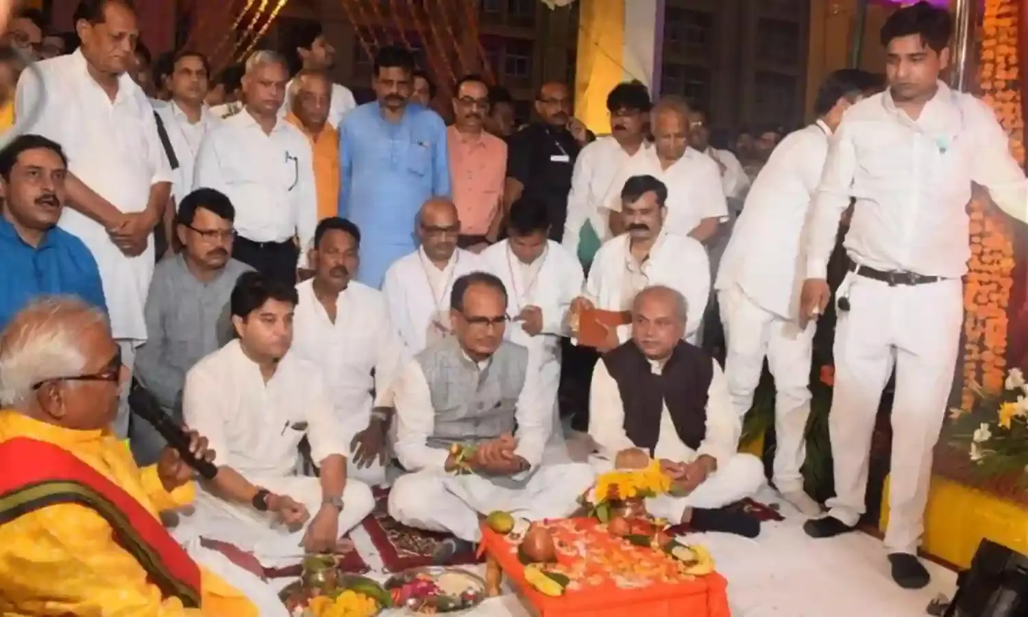 ग्वालियर को मुख्यमंत्री शिवराज सिंह ने दी सौगात, 1000 बिस्तर एवं सुपर स्पेशलिटी अस्पताल का लोकार्पण किया ग्वालियर को मुख्यमंत्री शिवराज सिंह ने दी सौगात, 1000 बिस्तर एवं सुपर स्पेशलिटी अस्पताल का लोकार्पण किया