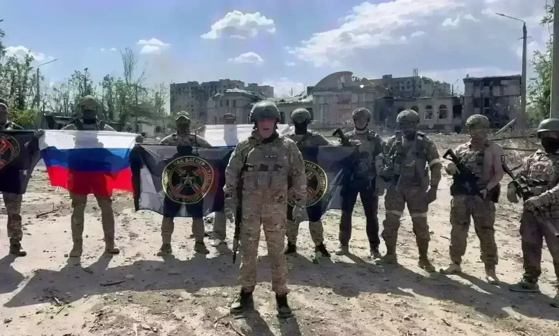 पुतिन के करीबी येवगेनी प्रिगोझिन ने की बगावत, रूस के रोस्तोव शहर वैगनर पर  कब्जा