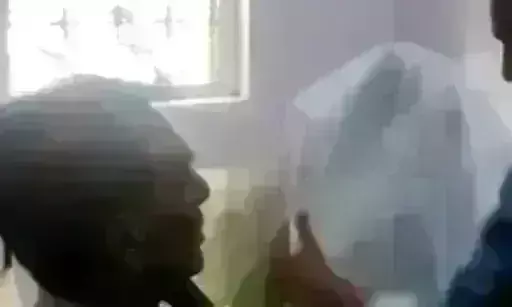 मुस्लिम युवक से हिंदू युवती ने की शादी, नाराज पिता ने जीते जी ओढ़ा दिया कफन