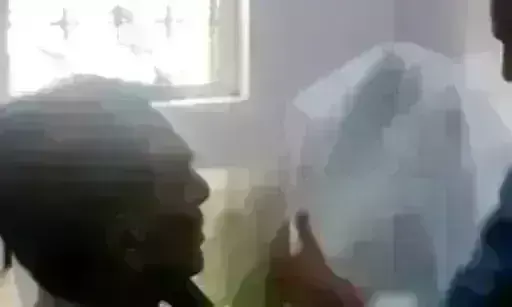 मुस्लिम युवक से हिंदू युवती ने की शादी, नाराज पिता ने जीते जी ओढ़ा दिया कफन