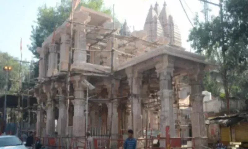 अचलेश्वर मंदिर : पहले निरीक्षण फिर होगा मंदिर निर्माण का भुगतान, आज खुलेंगी 13 दान पेटियां